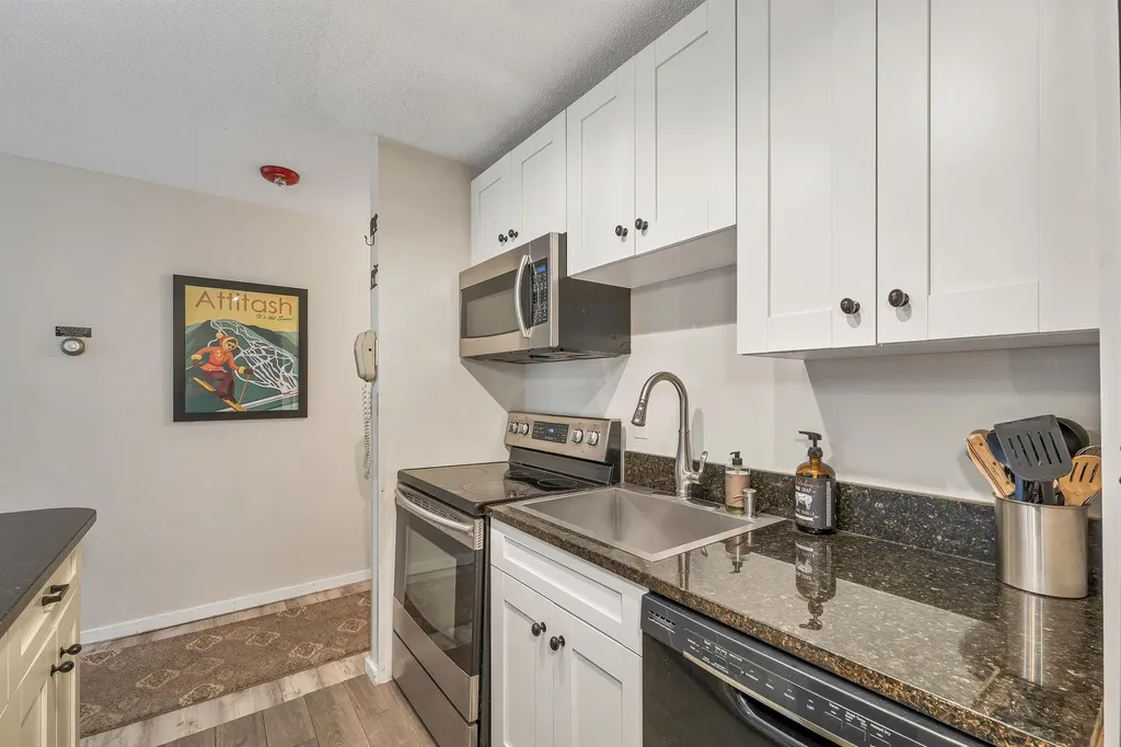 6 River Run Drive Bartlett NH 03812