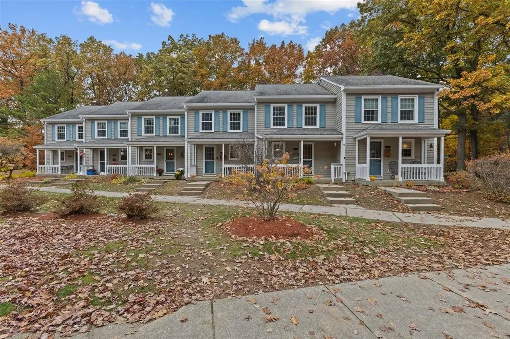 63 Partridge Hill Lane Colchester VT 05446