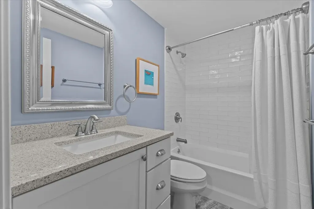 63 Partridge Hill Lane Colchester VT 05446