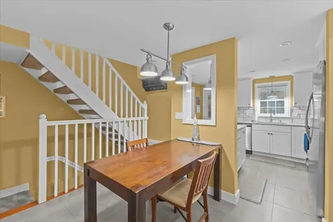 63 Partridge Hill Lane Colchester VT 05446