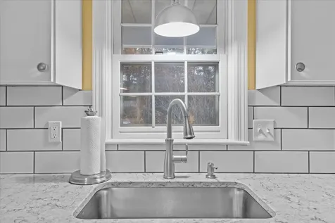 63 Partridge Hill Lane Colchester VT 05446