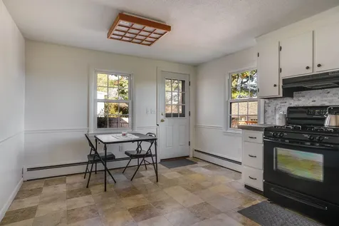 29 Greenwood Drive Nashua NH 03062