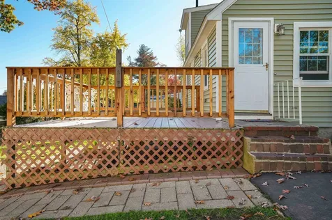 29 Greenwood Drive Nashua NH 03062