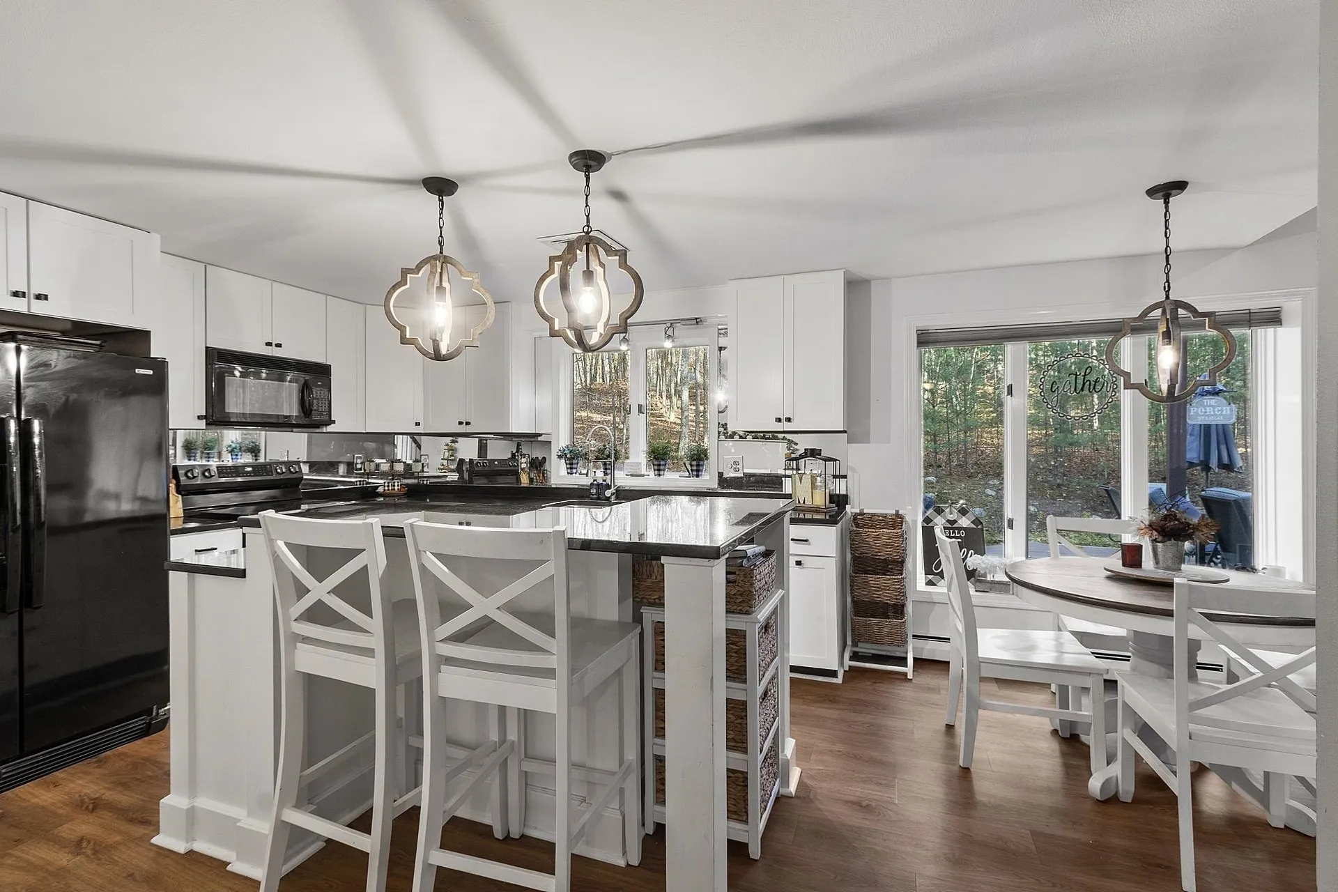 21 Teague Drive Salem NH 03079-1261