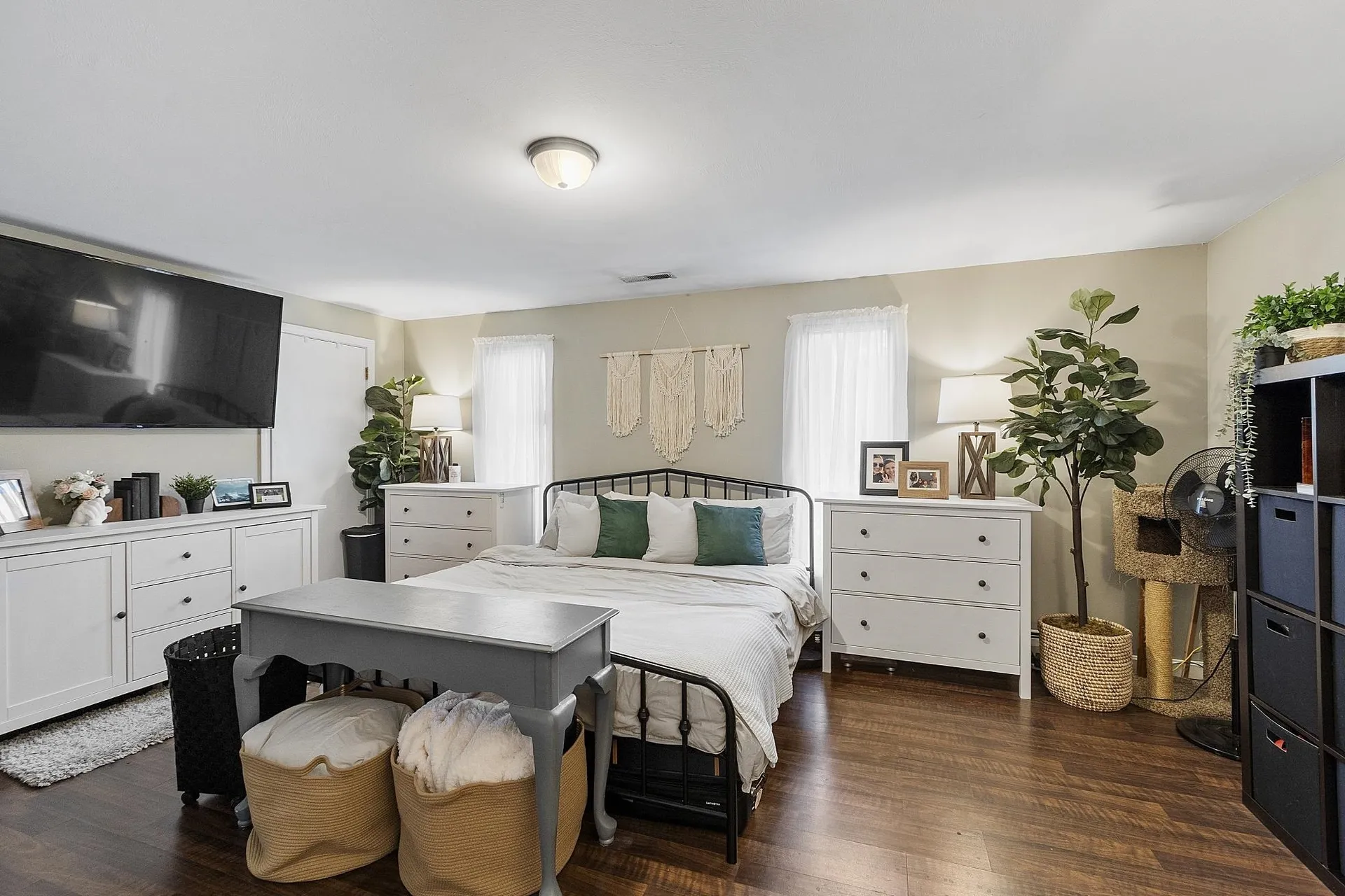 21 Teague Drive Salem NH 03079-1261