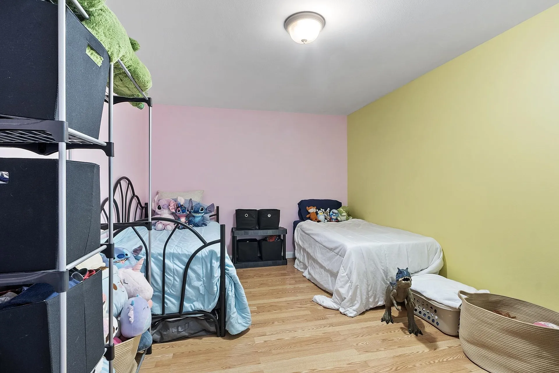 21 Teague Drive Salem NH 03079-1261