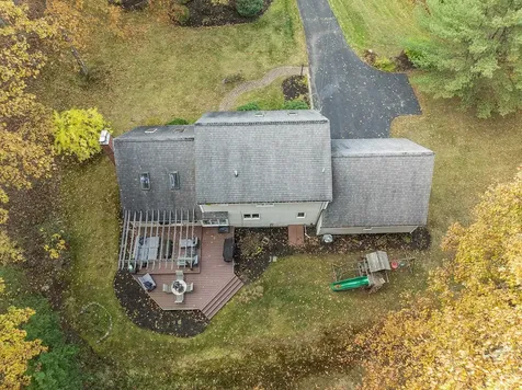 21 Teague Drive Salem NH 03079-1261