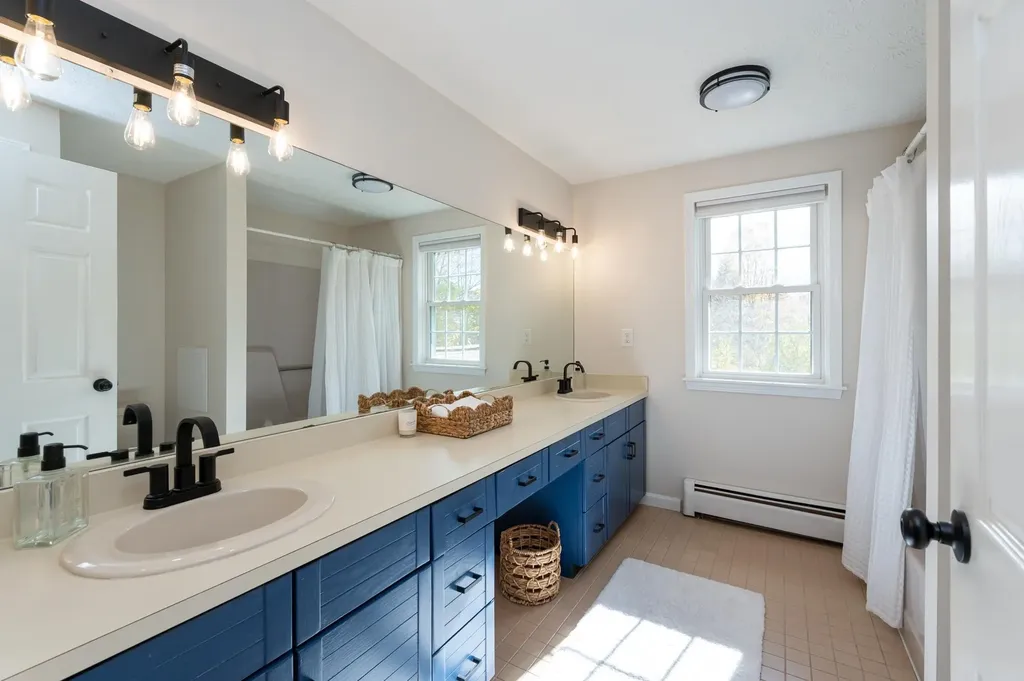 80 Christian Hill Road Amherst NH 03031