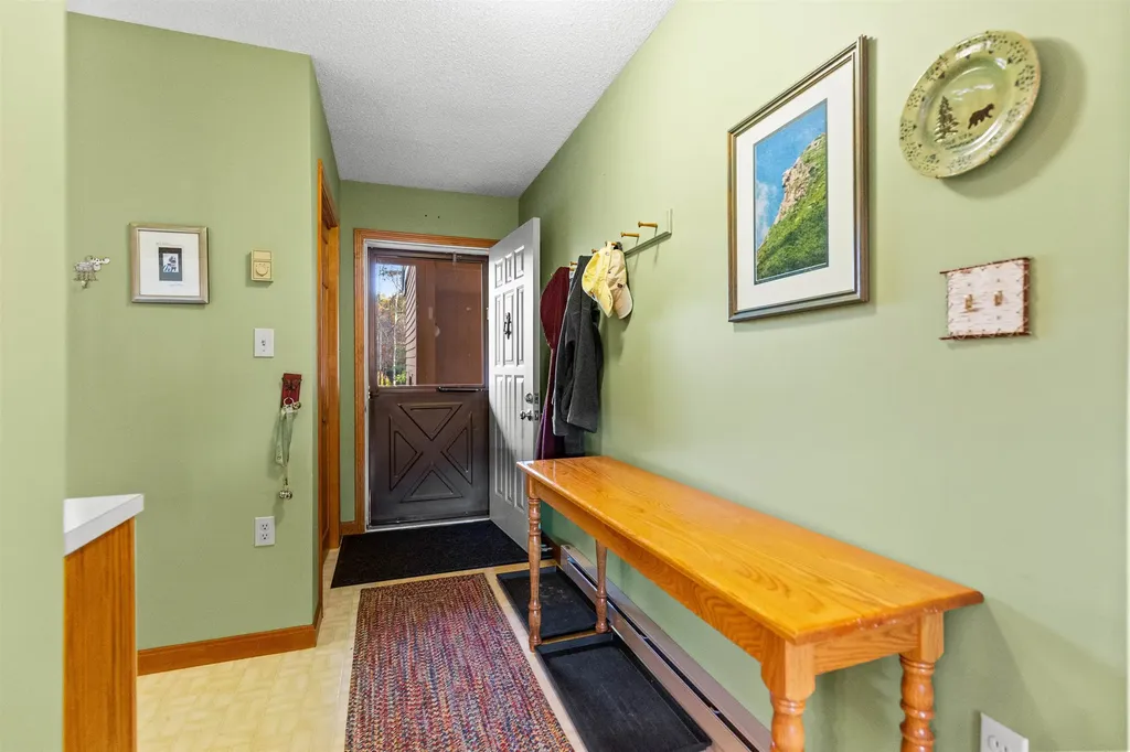 15 Tennis Lane Thornton NH 03223