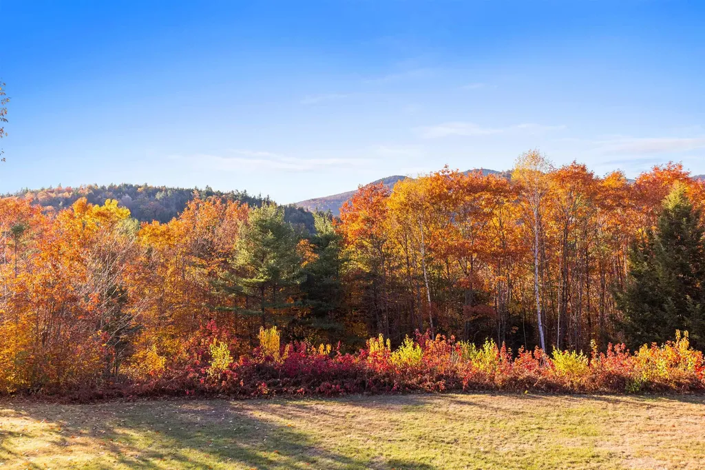 15 Tennis Lane Thornton NH 03223