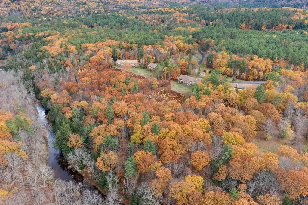 15 Tennis Lane Thornton NH 03223