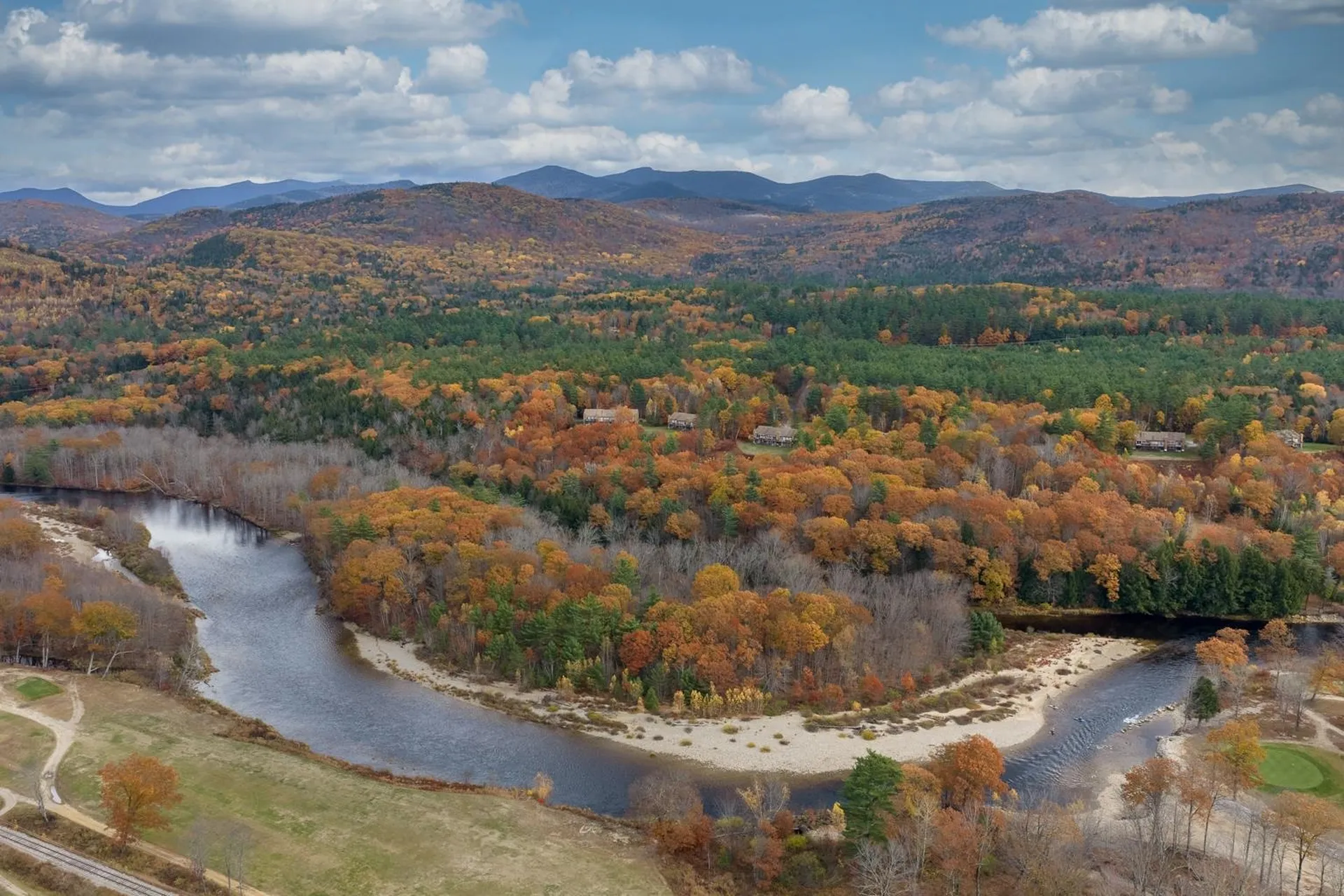 15 Tennis Lane Thornton NH 03223