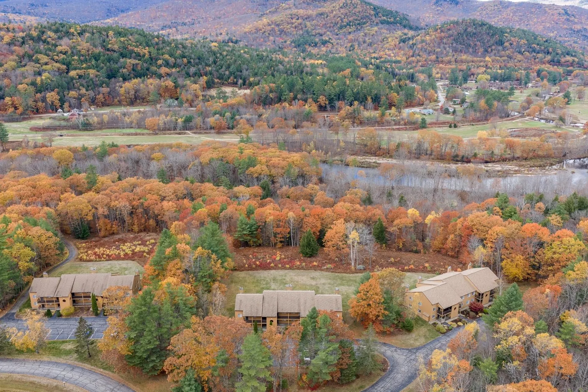 15 Tennis Lane Thornton NH 03223