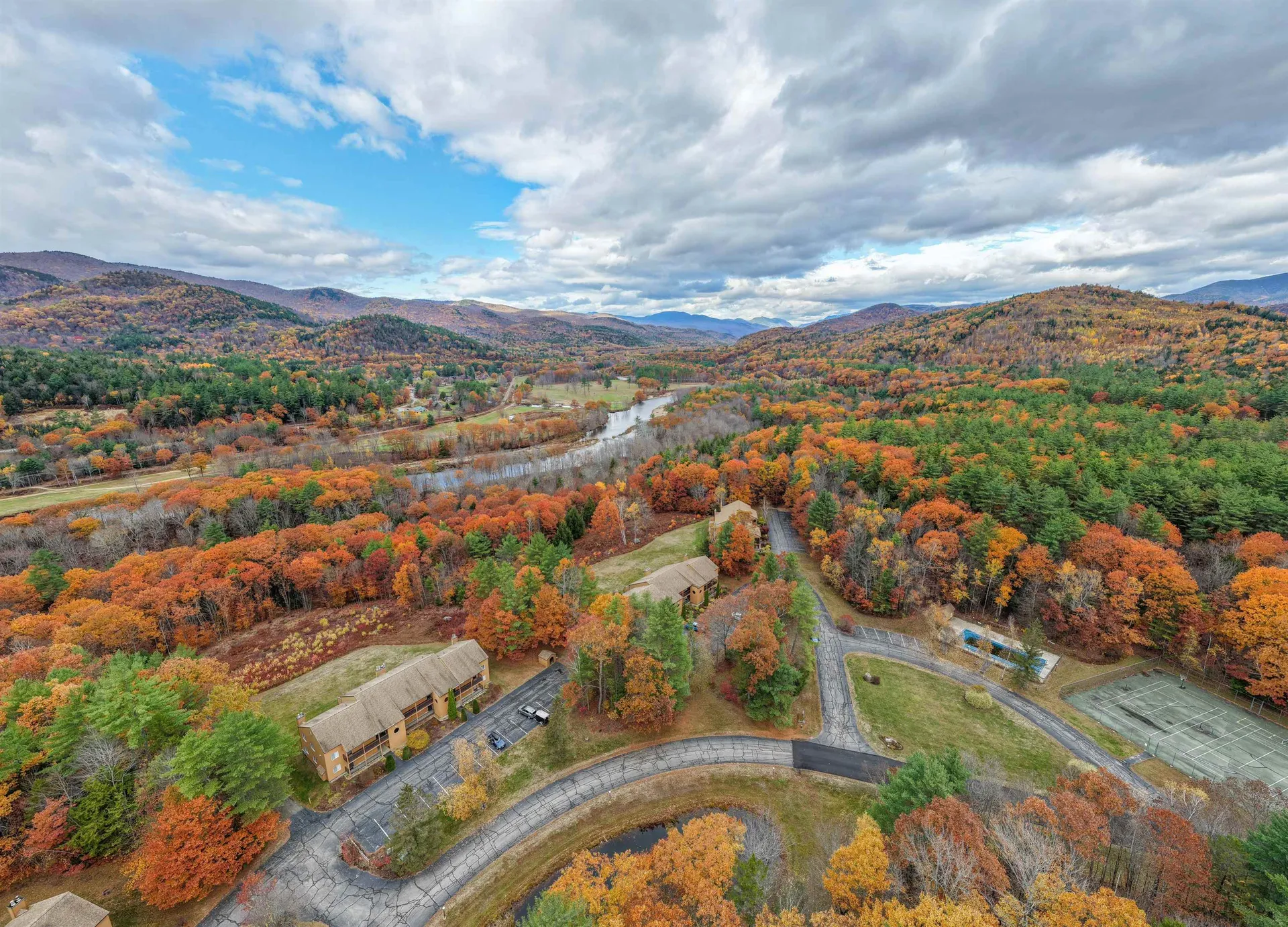 15 Tennis Lane Thornton NH 03223