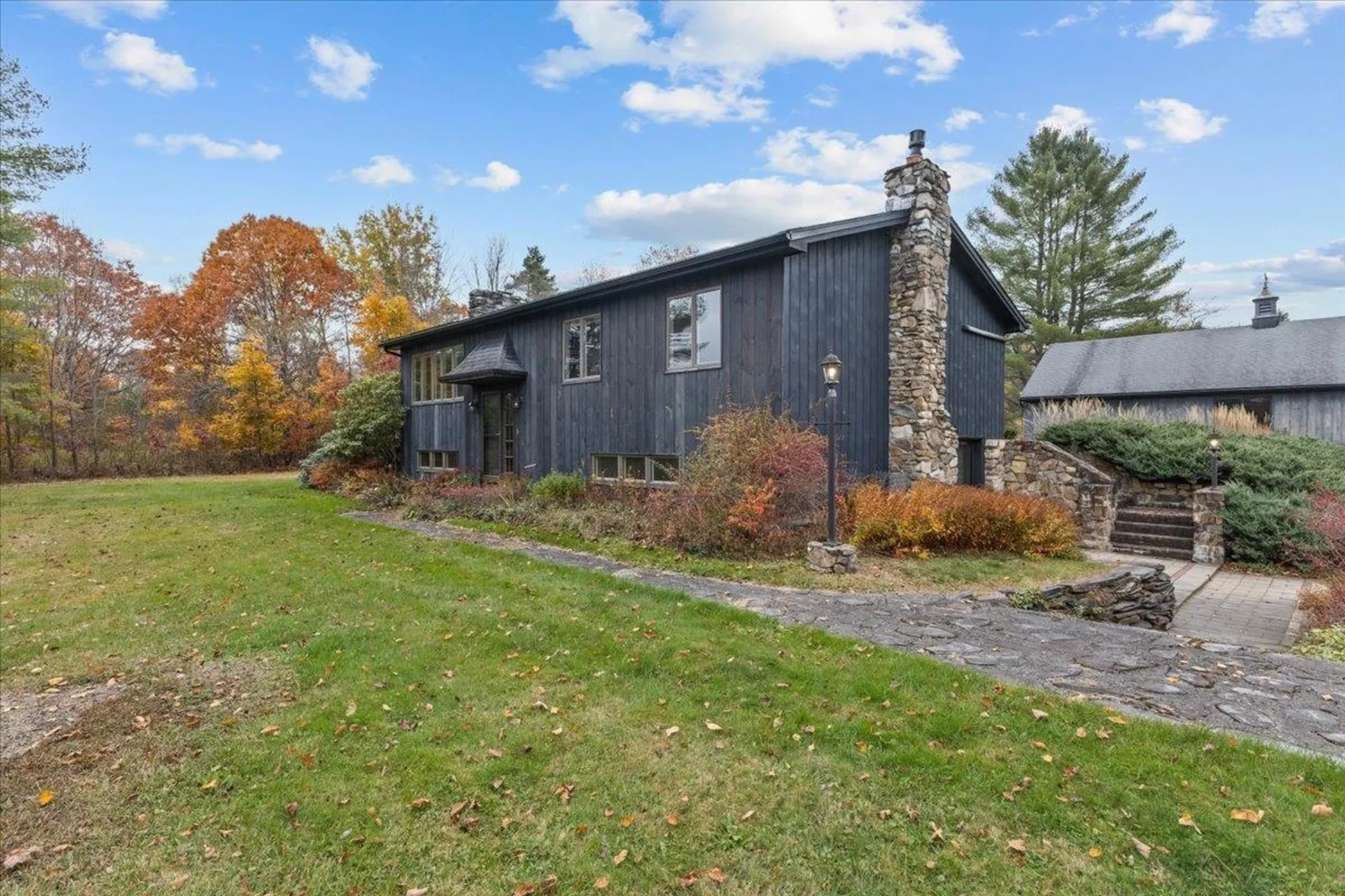 East Montpelier VT, 1758 County Road