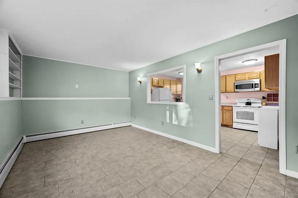 4 Tanglewood Drive Dover NH 03820