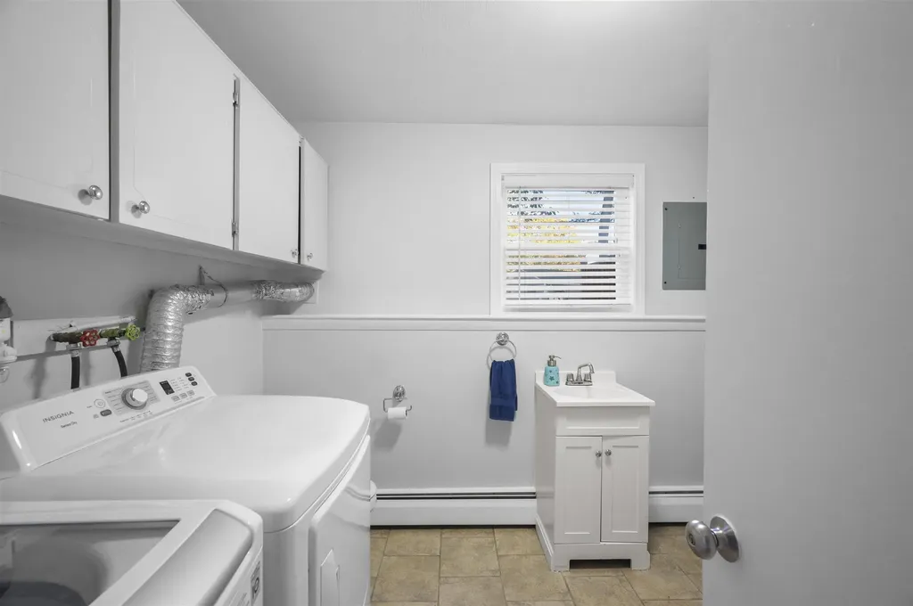 4 Tanglewood Drive Dover NH 03820