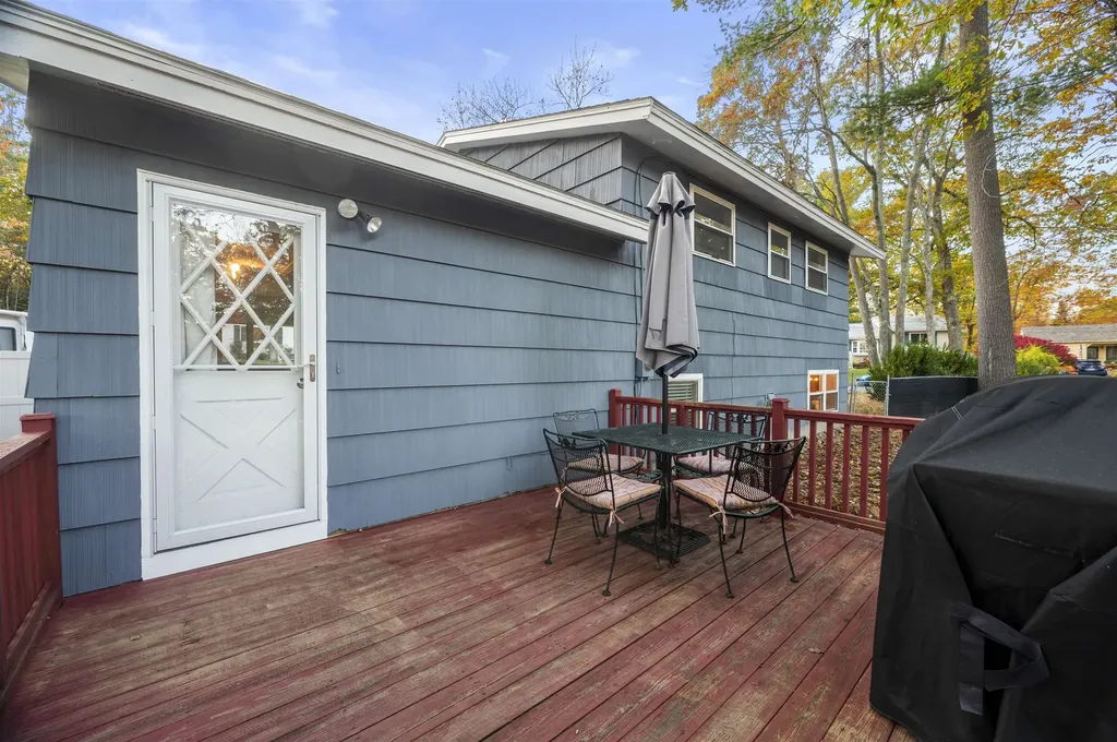 4 Tanglewood Drive Dover NH 03820