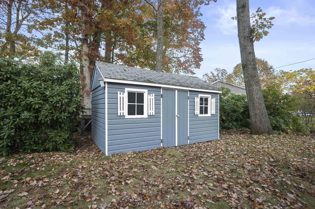 4 Tanglewood Drive Dover NH 03820