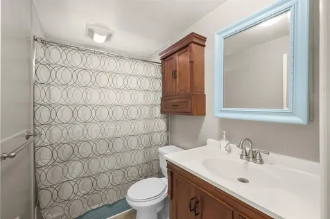 4 Tanglewood Drive Dover NH 03820