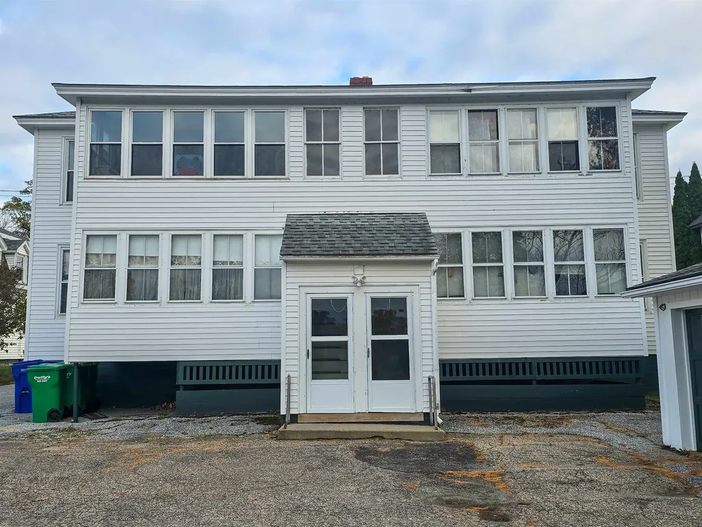 208 South Main Street St. Albans City VT 05478