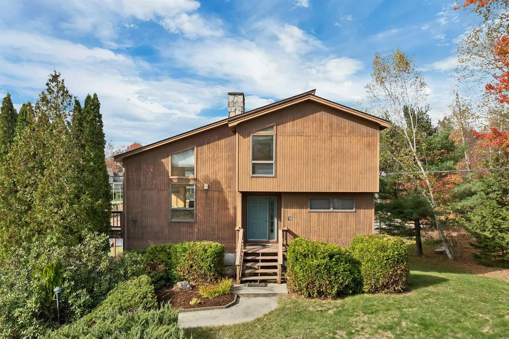 16 Myrtle Drive Moultonborough NH 03254