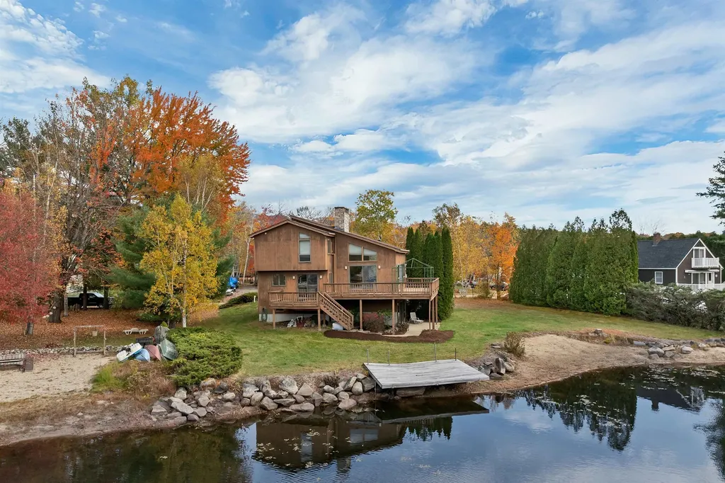 16 Myrtle Drive Moultonborough NH 03254