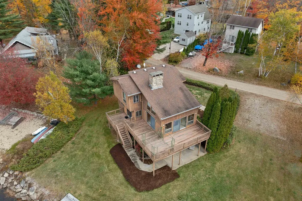 16 Myrtle Drive Moultonborough NH 03254