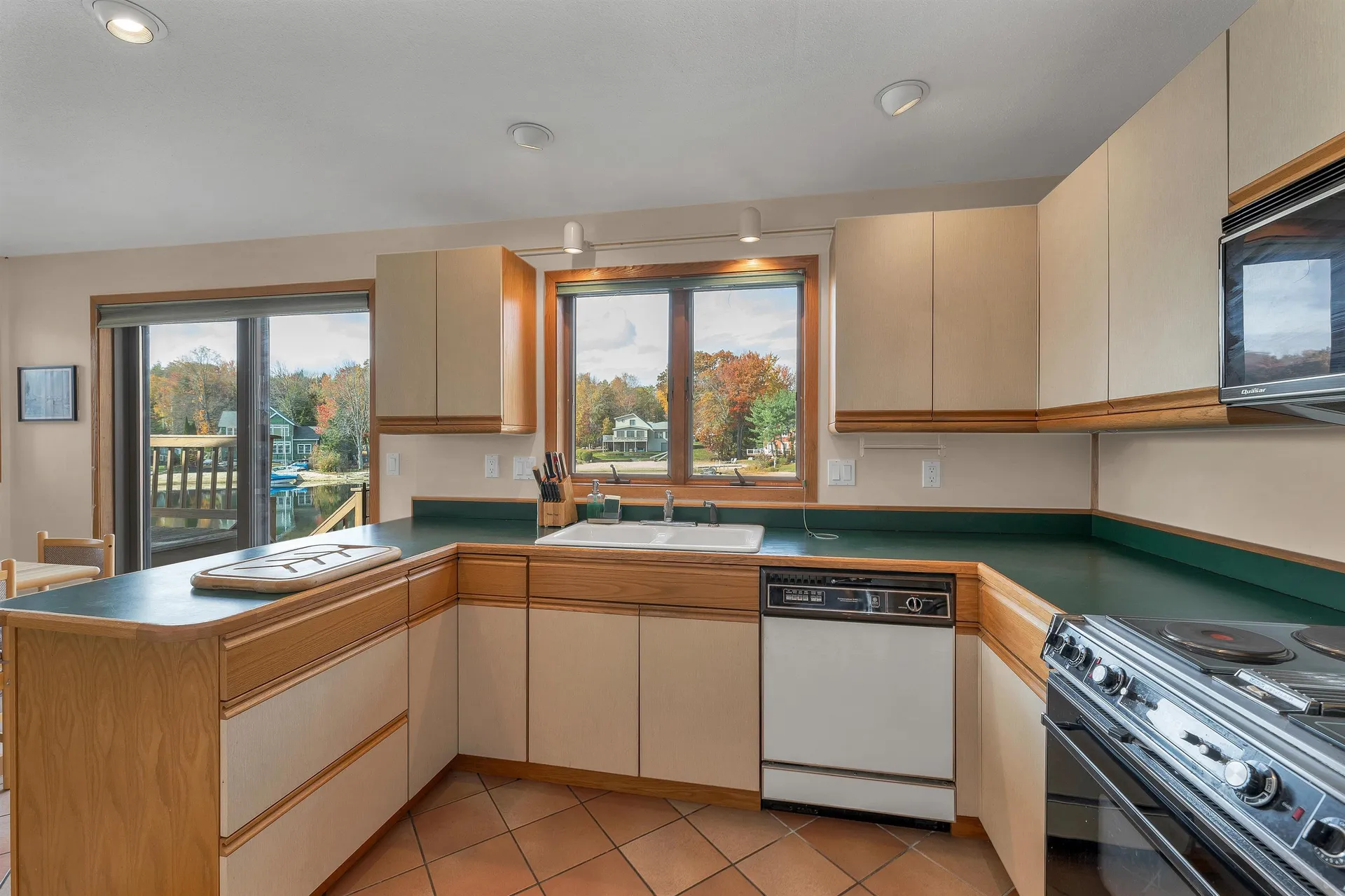 16 Myrtle Drive Moultonborough NH 03254