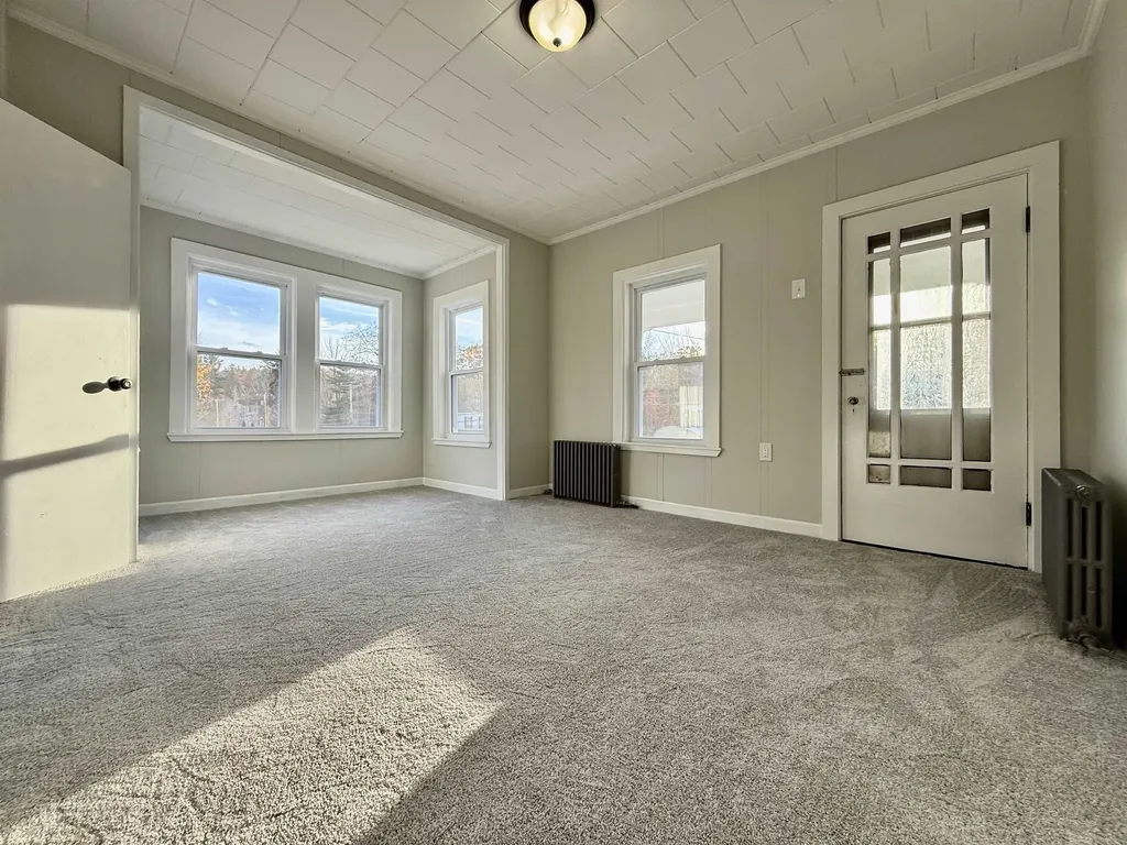 32 Pleasant Street Greenville NH 03048