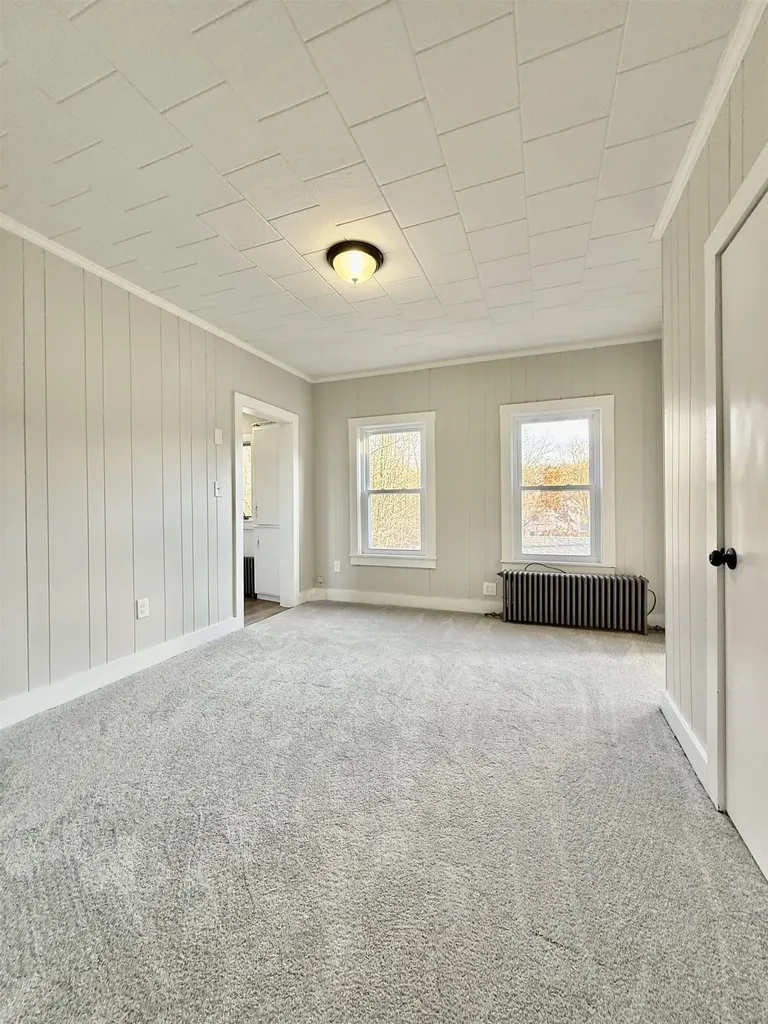 32 Pleasant Street Greenville NH 03048