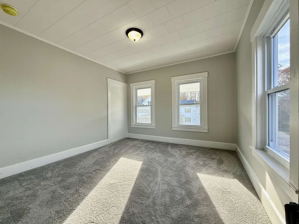 32 Pleasant Street Greenville NH 03048