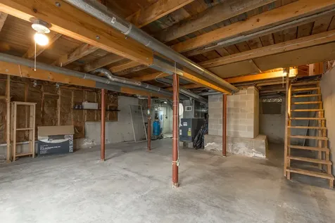 56 South Shore Road Salem NH 03079