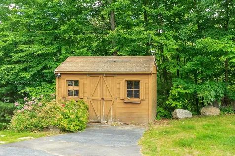 56 South Shore Road Salem NH 03079