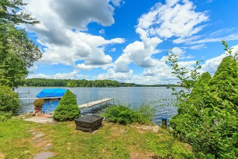 56 South Shore Road Salem NH 03079