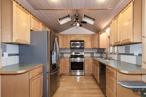 56 South Shore Road Salem NH 03079