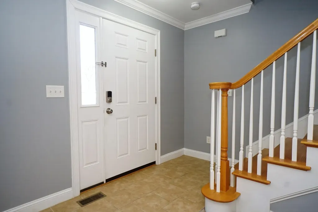 53 Pine Avenue Manchester NH 03103