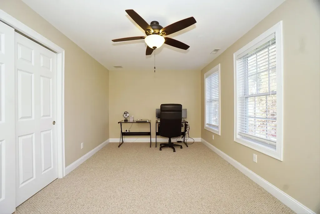 53 Pine Avenue Manchester NH 03103