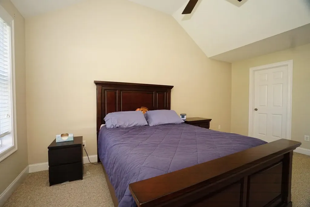 53 Pine Avenue Manchester NH 03103