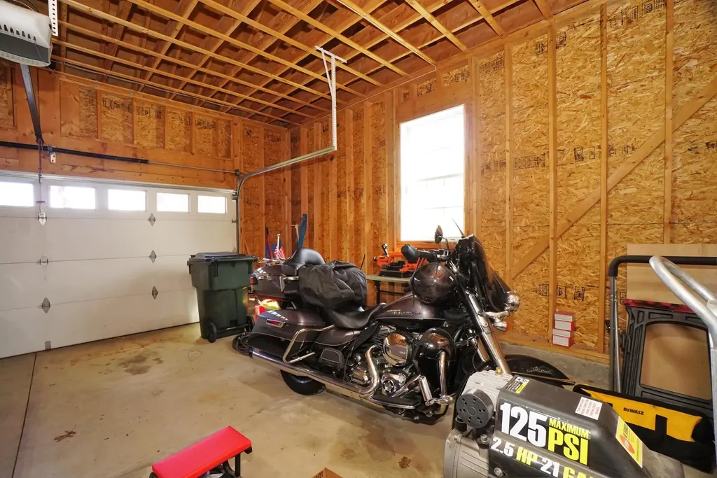 53 Pine Avenue Manchester NH 03103