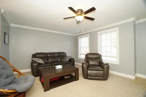 53 Pine Avenue Manchester NH 03103