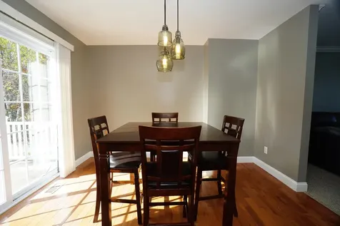 53 Pine Avenue Manchester NH 03103