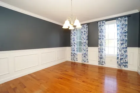 53 Pine Avenue Manchester NH 03103