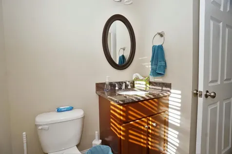 53 Pine Avenue Manchester NH 03103