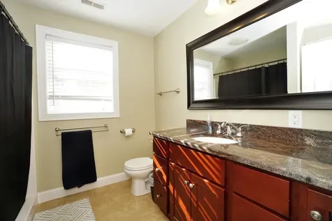 53 Pine Avenue Manchester NH 03103