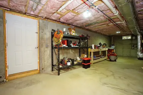 53 Pine Avenue Manchester NH 03103