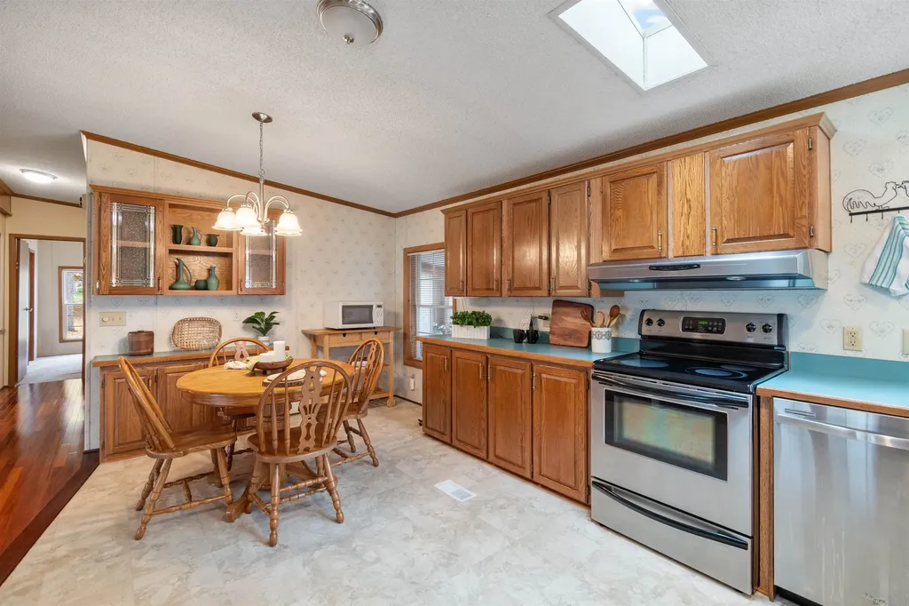 204 Stonehill Road Williston VT 05495