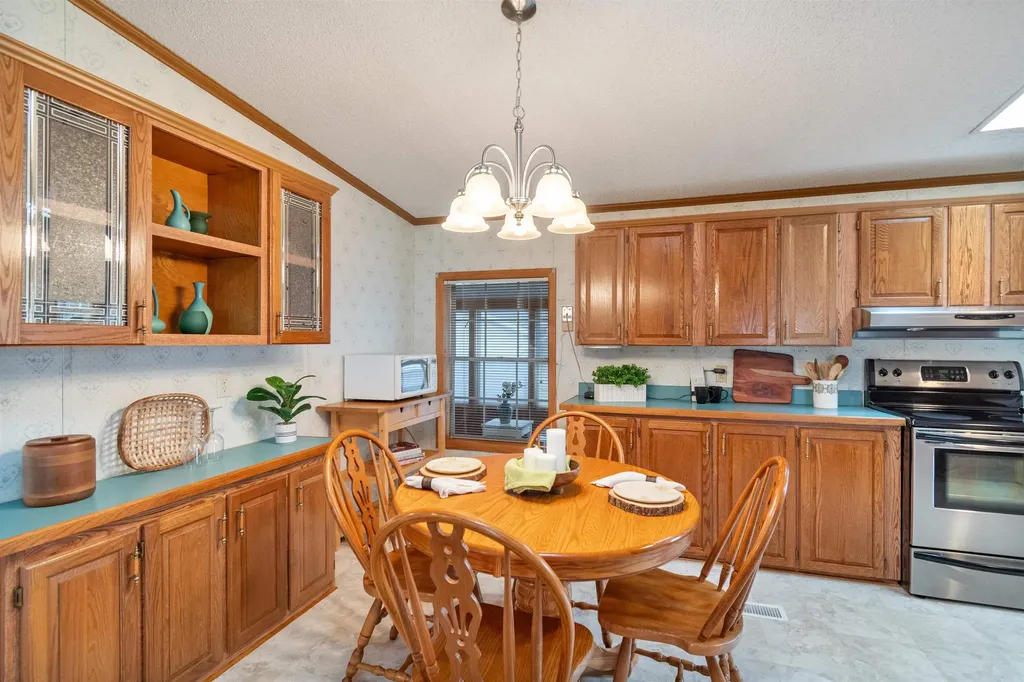 204 Stonehill Road Williston VT 05495