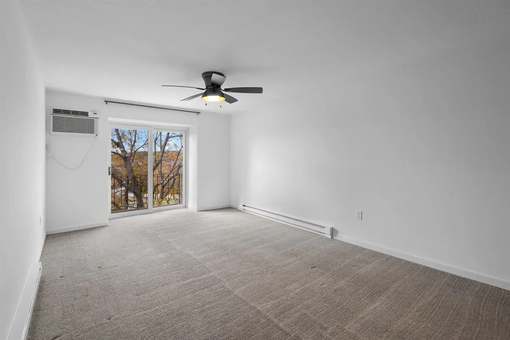 2 Bristol Court Derry NH 03038