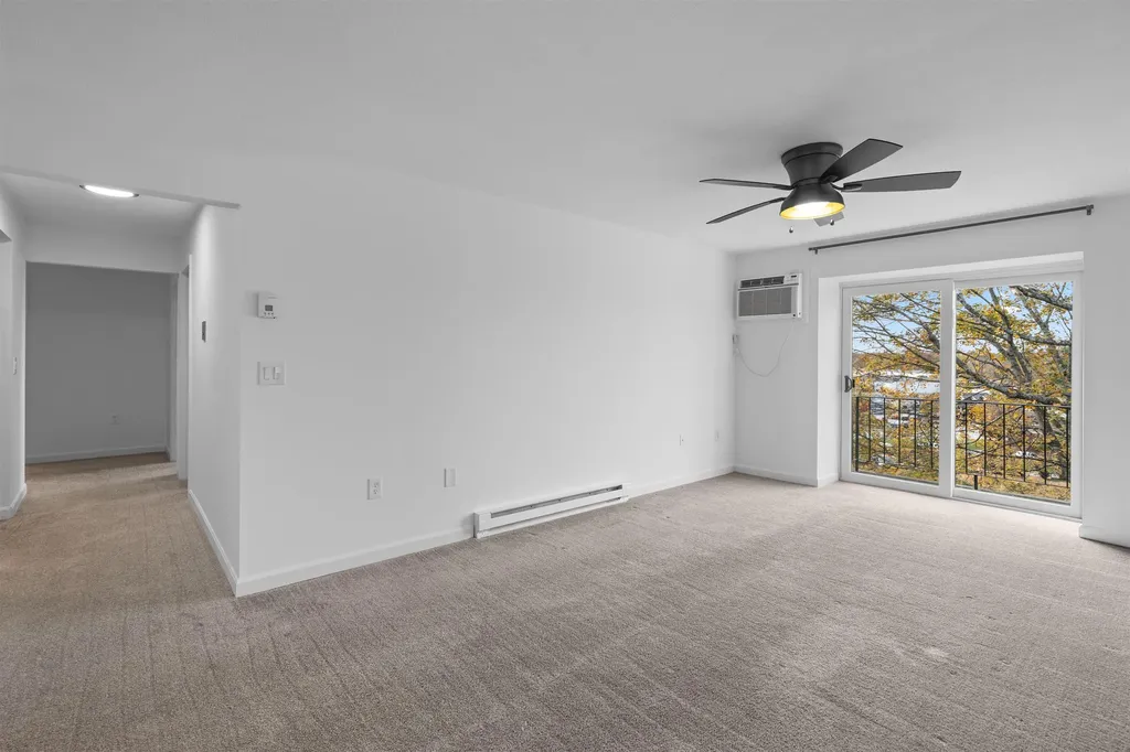 2 Bristol Court Derry NH 03038